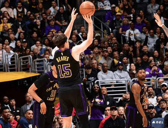 ESPN预测明日比赛：湖人胜率34.4%，掘金胜率65.6%